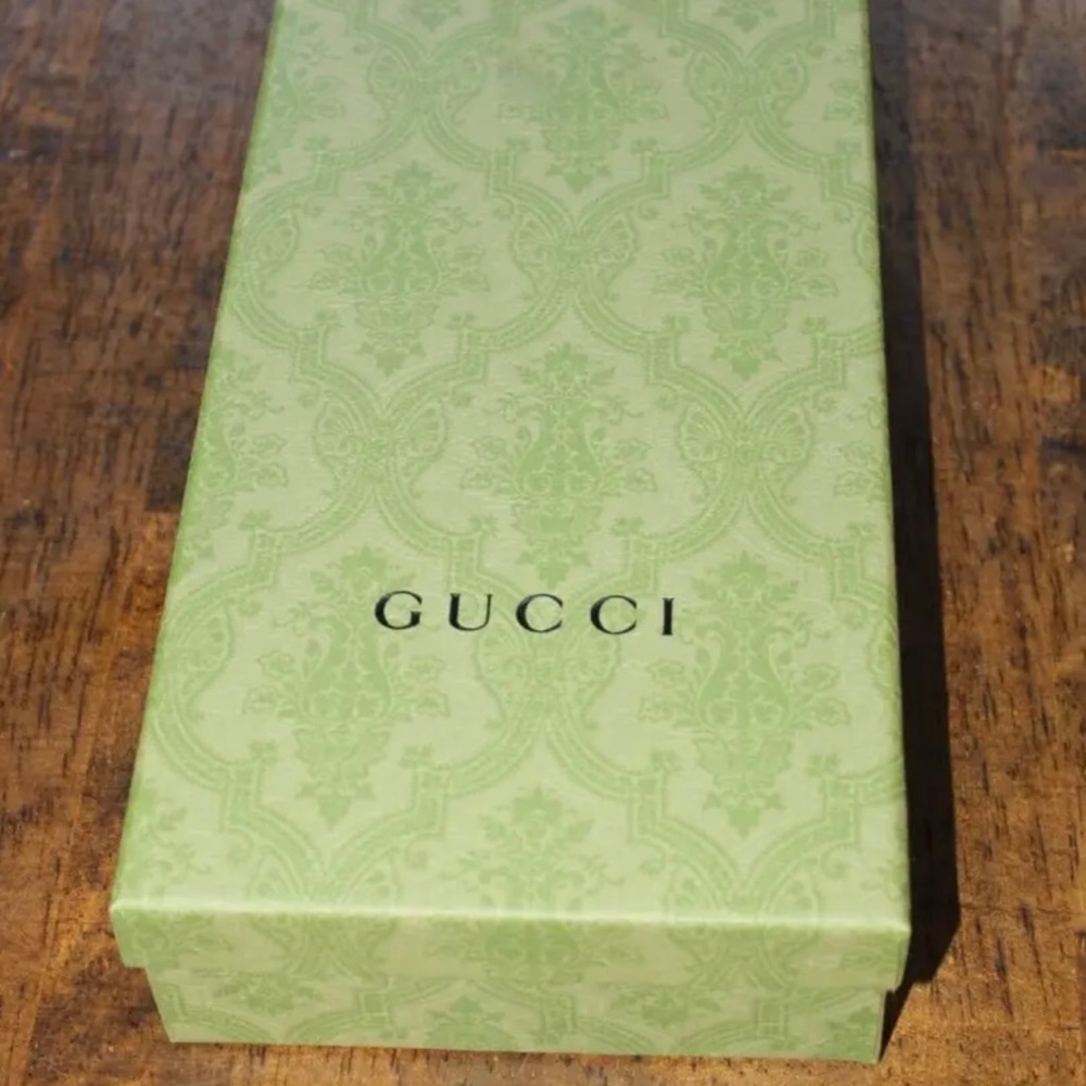 Authentic Gucci Marmot Wallet gold hardware - Picture 3 of 6